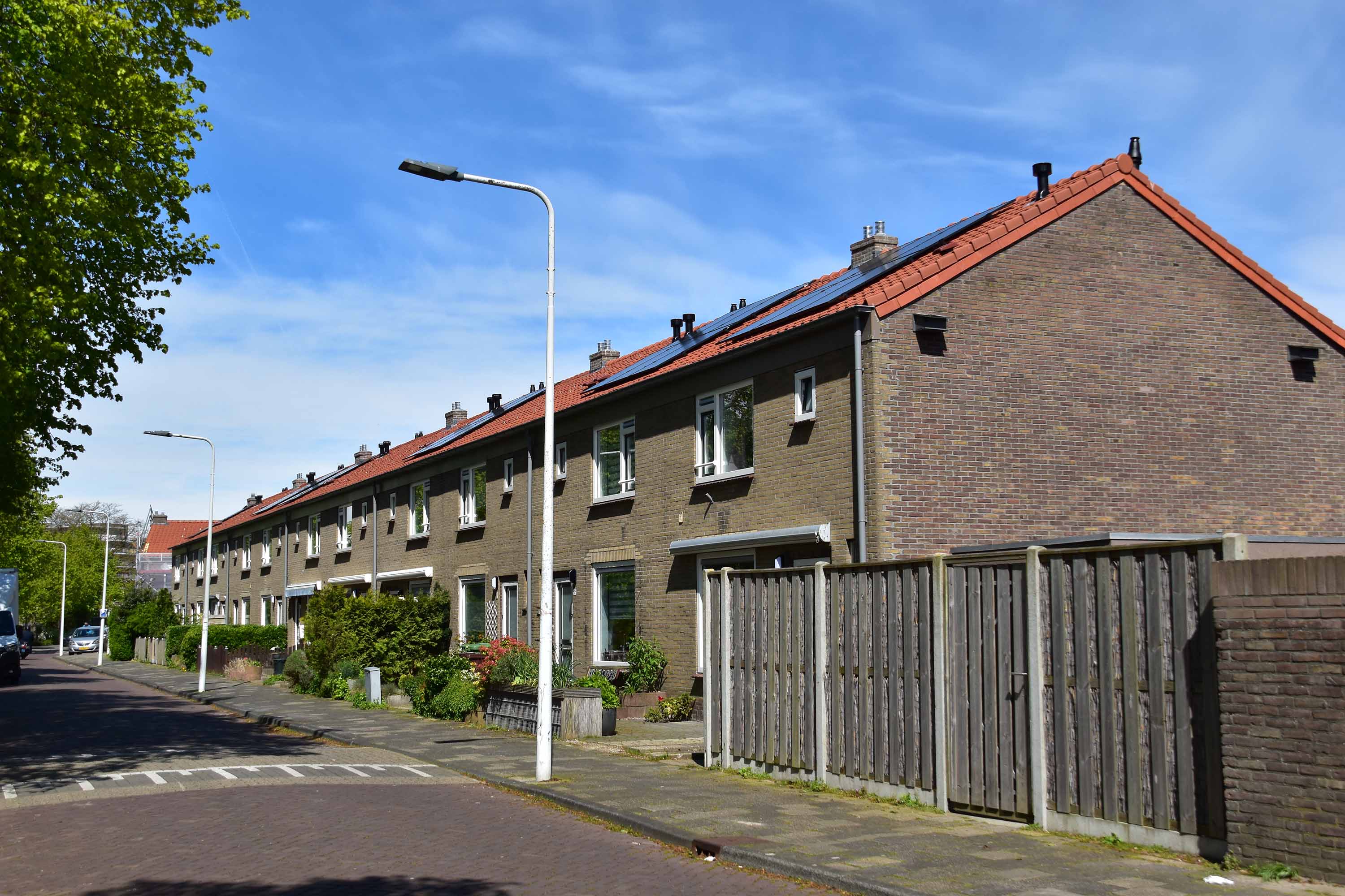 Project renovatie afgerond dak 150 woningen Leiden foto 4