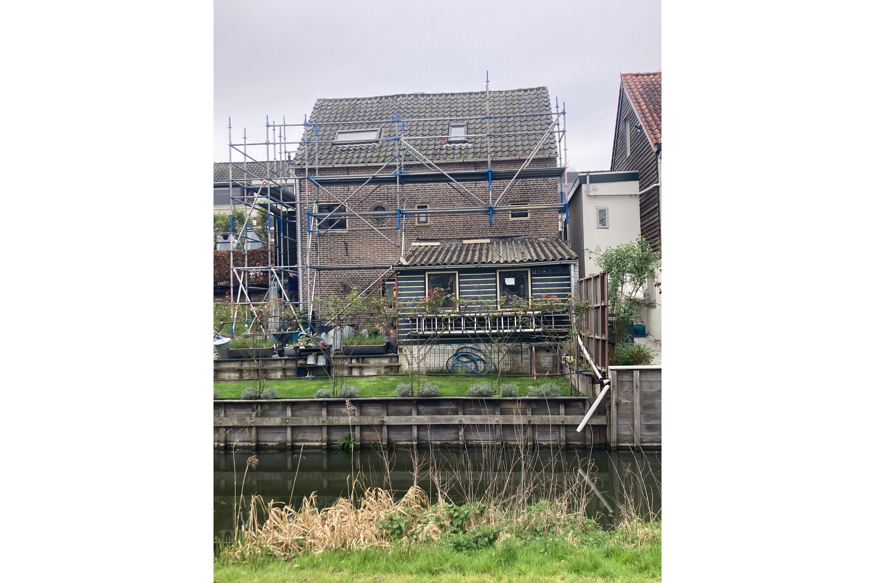 Project renovatie oude dak 1 woning Dordrecht foto 8