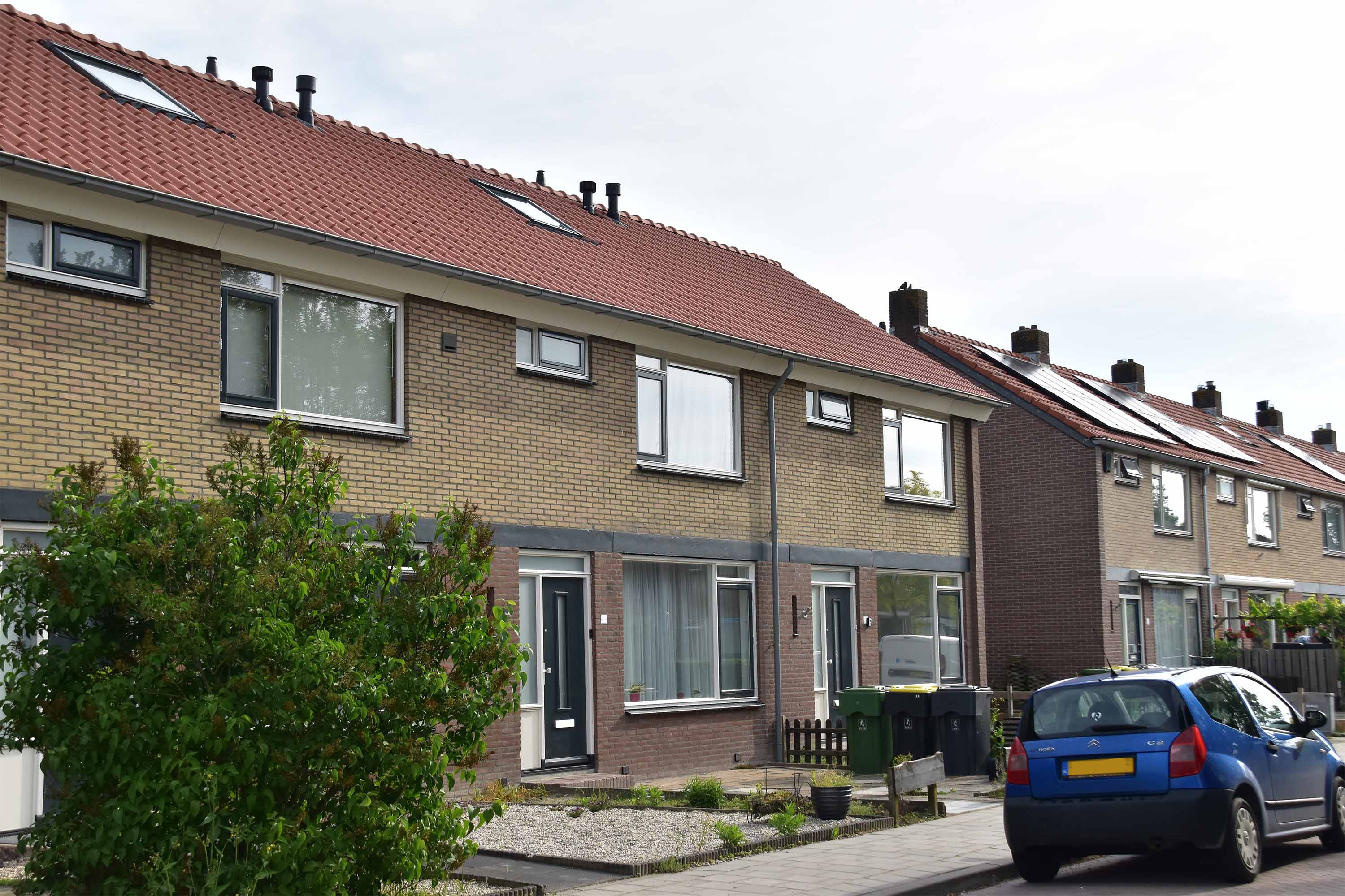 Project renovatie afgerond dak 23 woningen Piershil foto 4